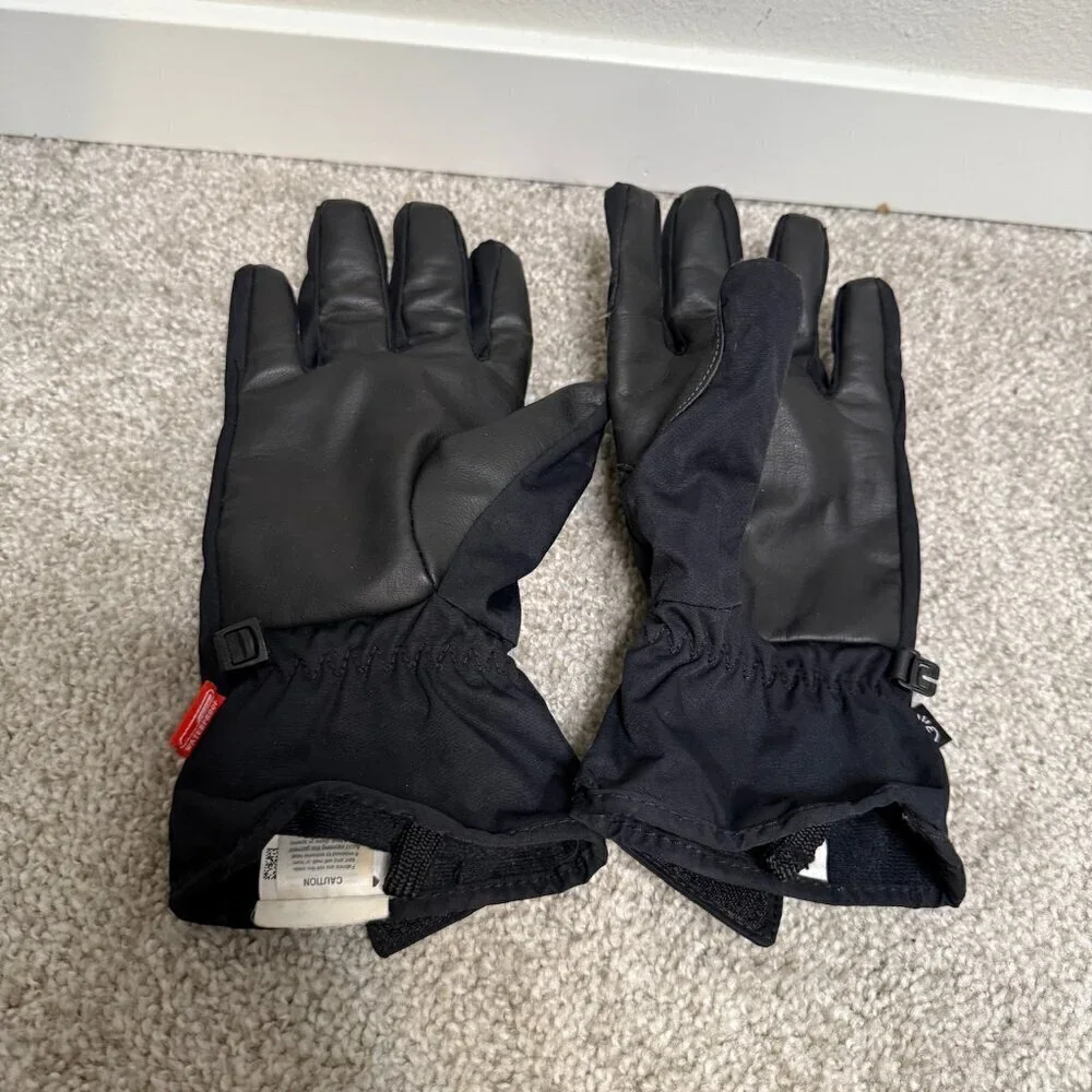 Mountain‎ Hardware black winter ski gloves